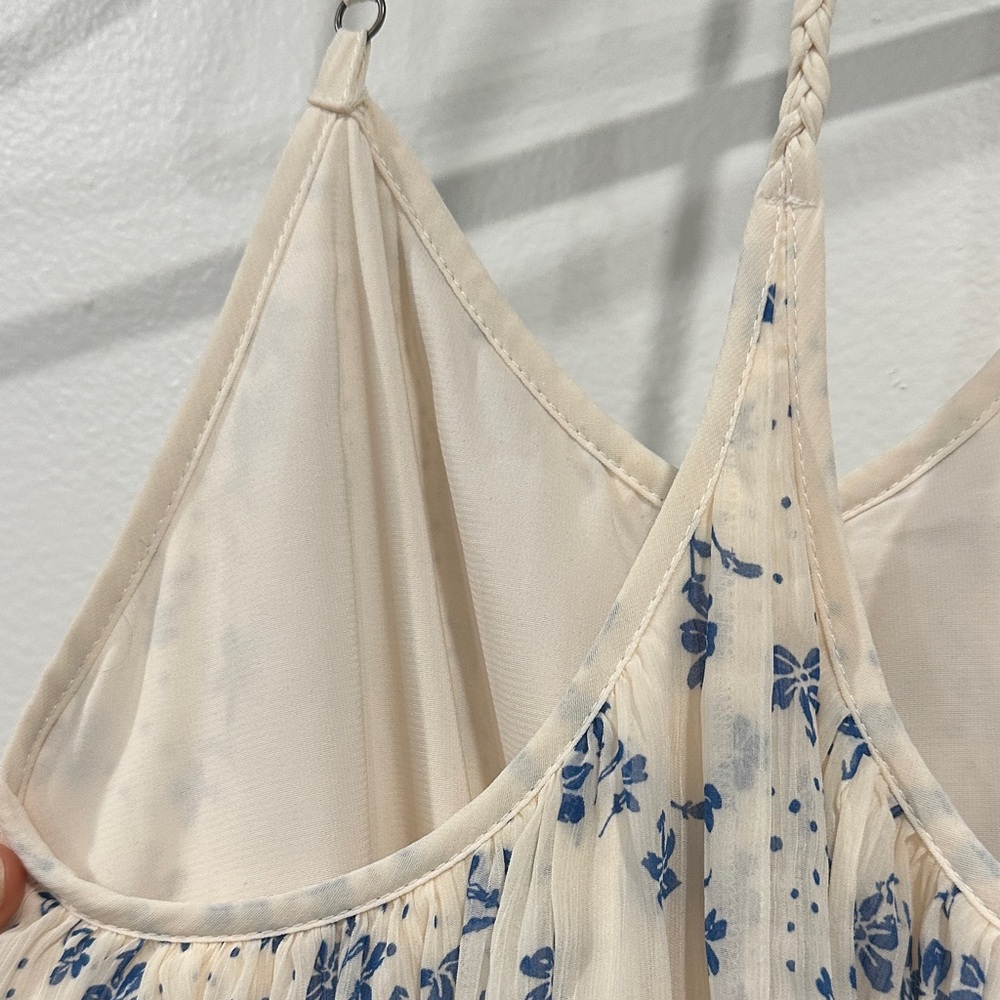 Abercrombie & Fitch White and Blue Pleated Floral Dress - Picture 10 of 16